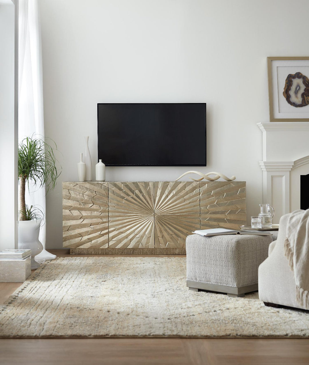 American Home Furniture | Hooker Furniture - Big Bang 78in Entertainment Console