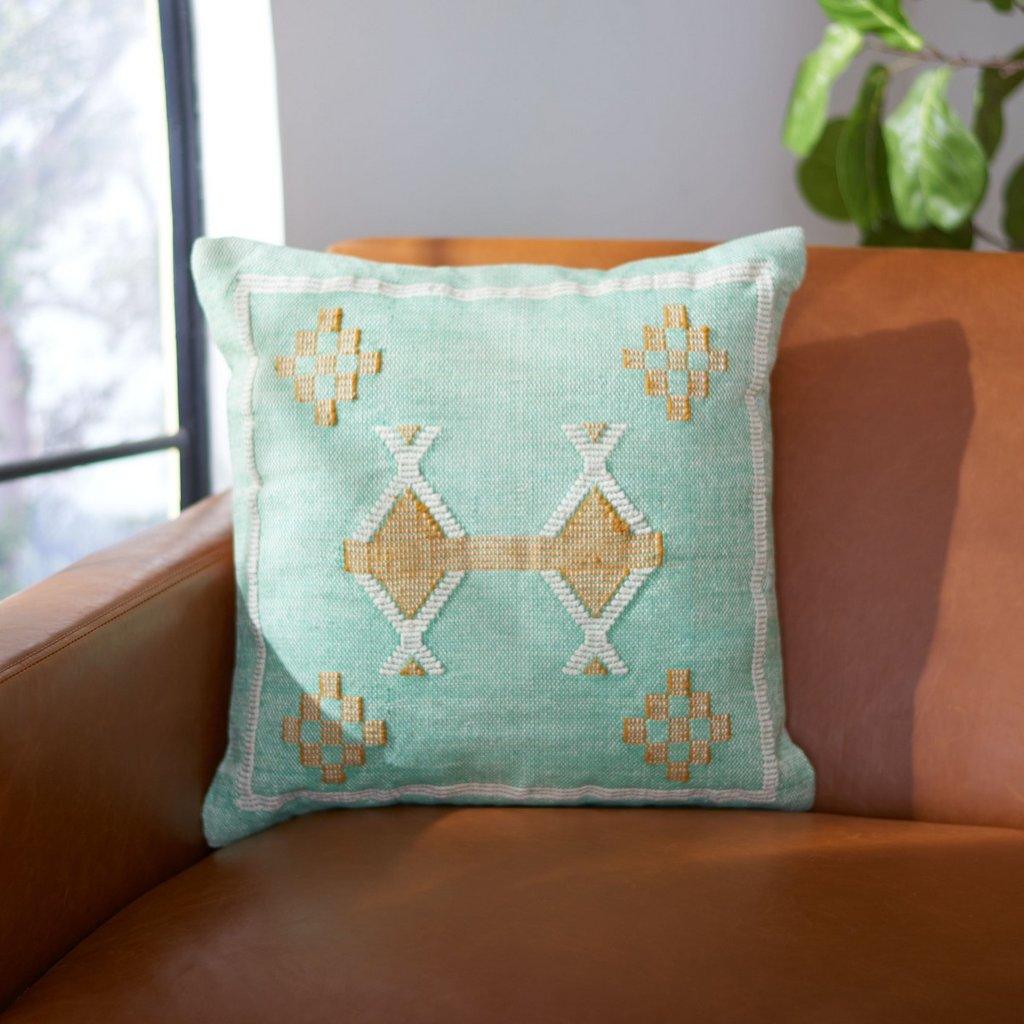 How to Decor Your Home for Christmas with Modern Furniture - AmericanHomeFurniture