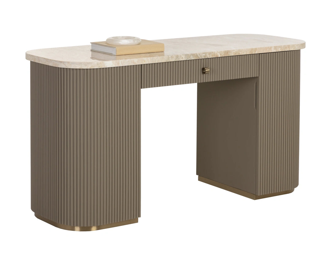 Cataldi Desk