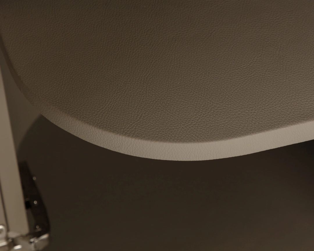Cataldi Desk