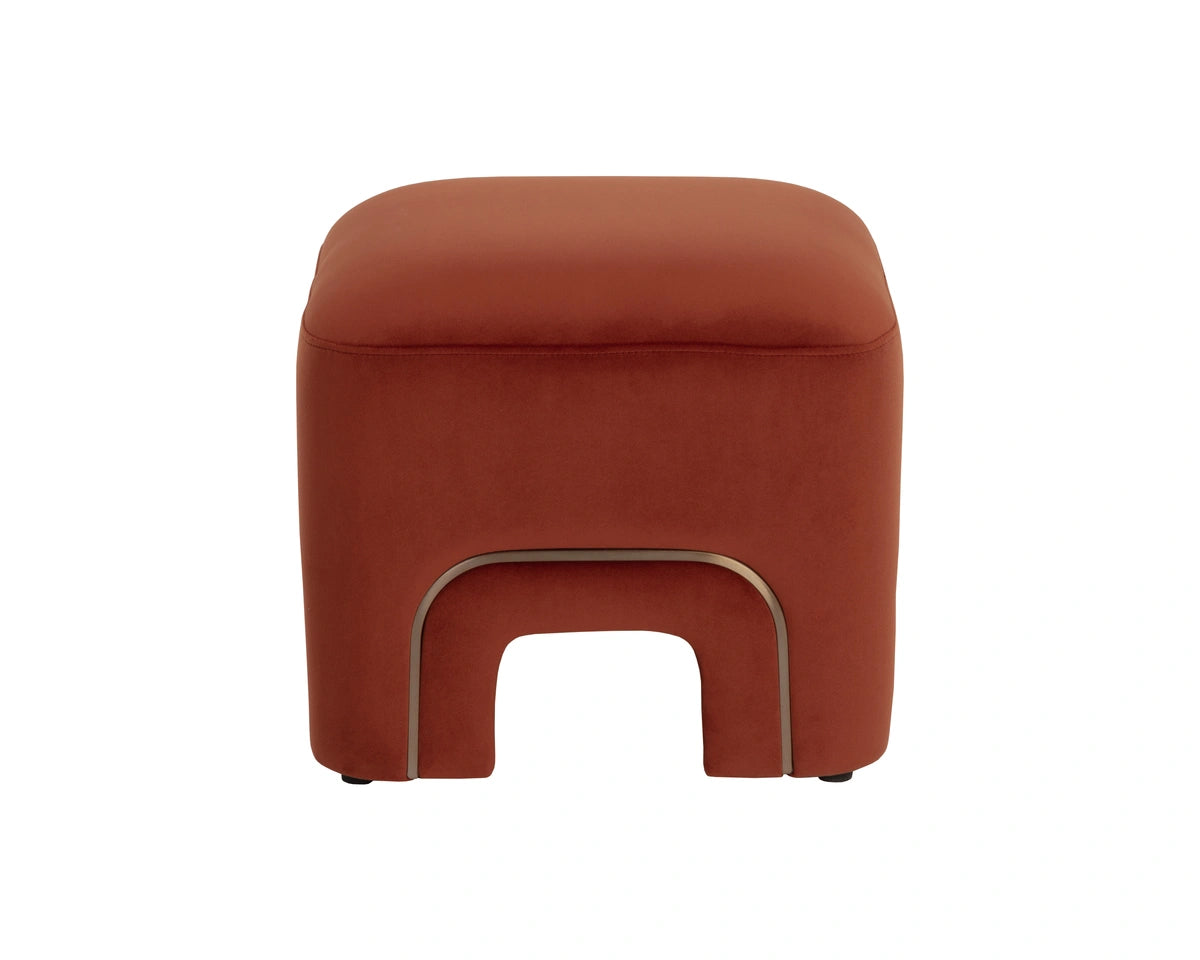 Barnum Stool - Meg Rust