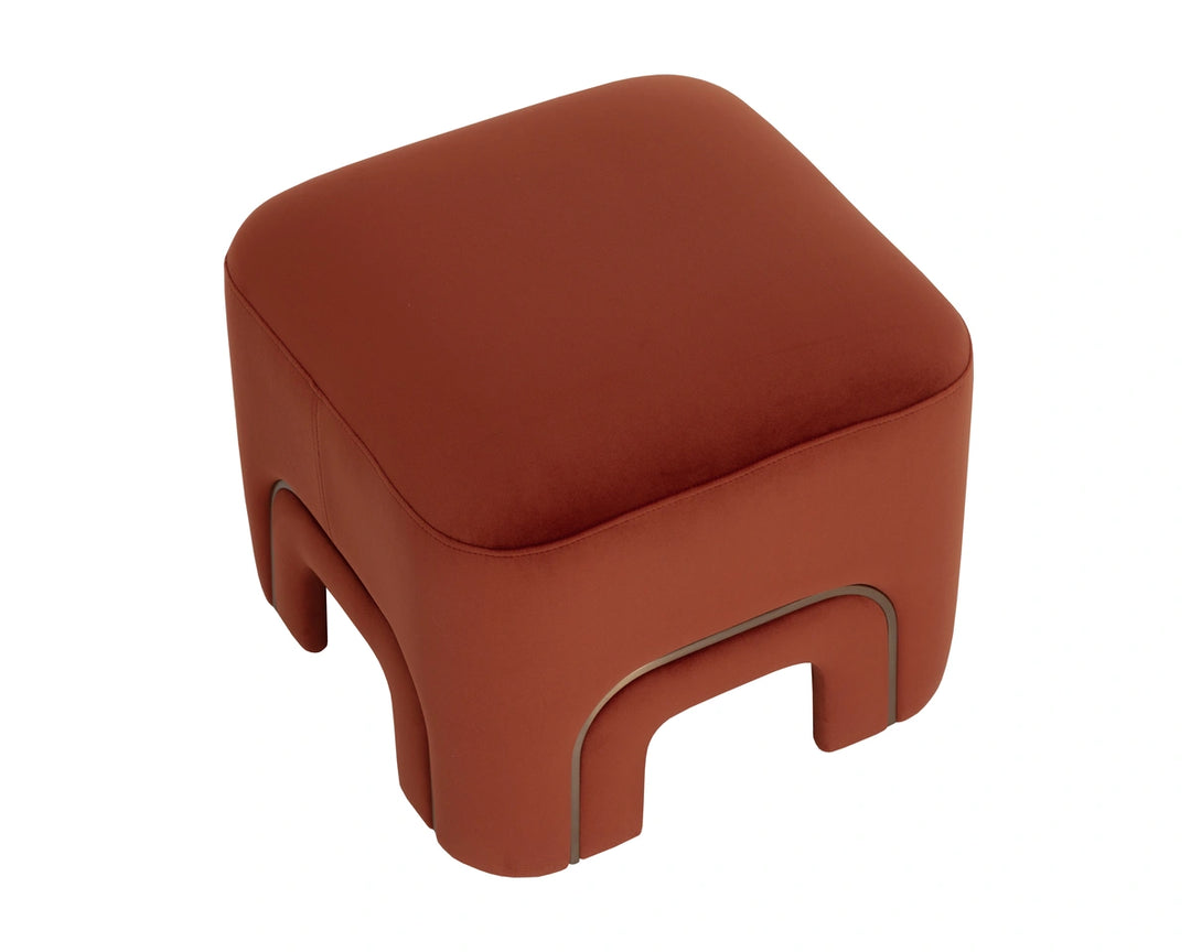 Barnum Stool - Meg Rust