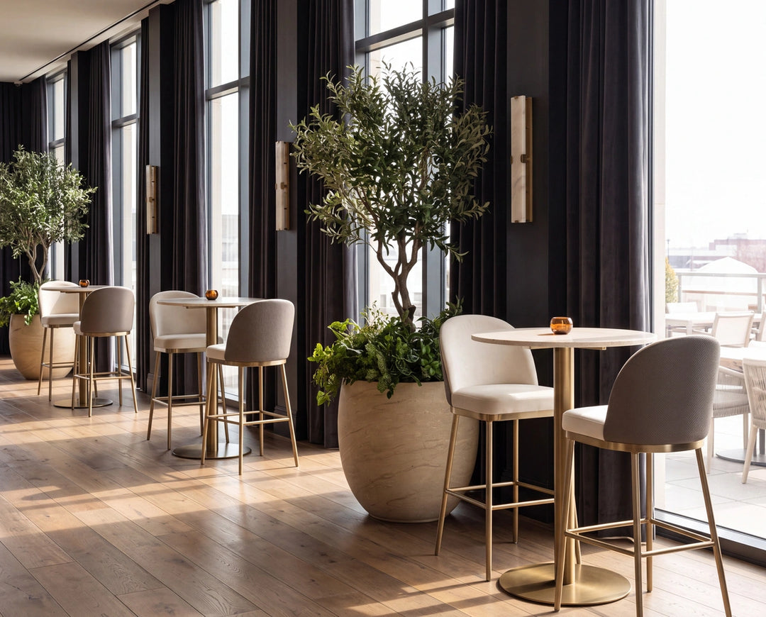 Iska Bar Table
