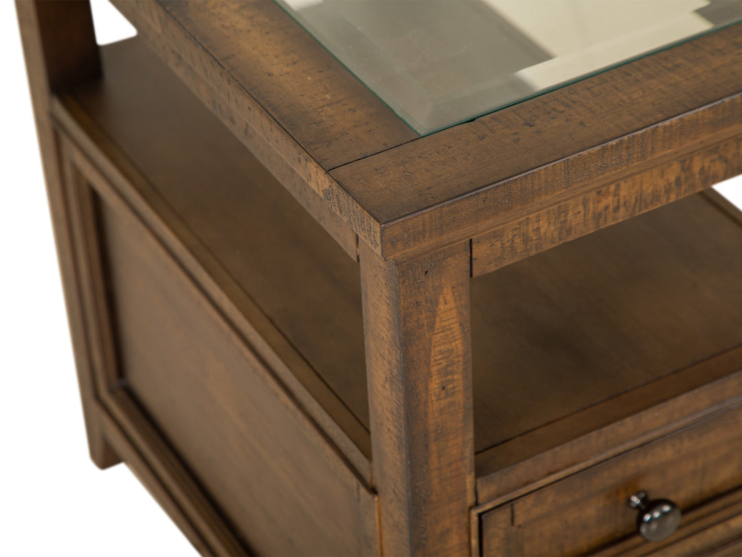 Bay Creek Toasted Nutmeg Chairside End Table - T4398-10