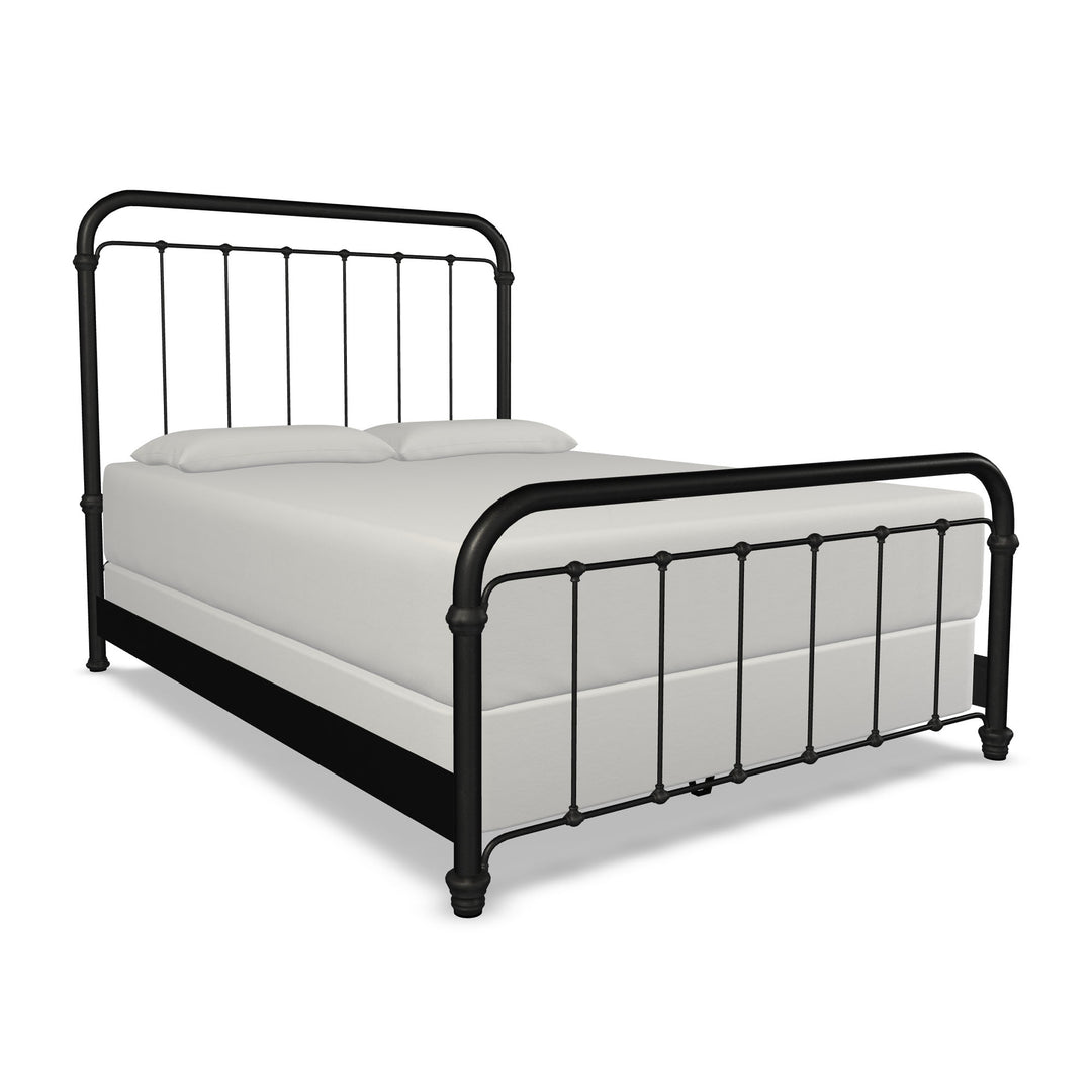 Queen / Weathered Iron