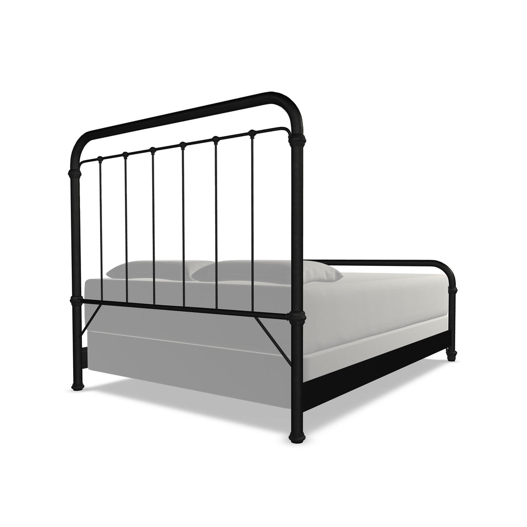 Queen / Weathered Iron