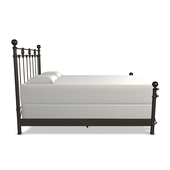 Queen / Weathered Bronze