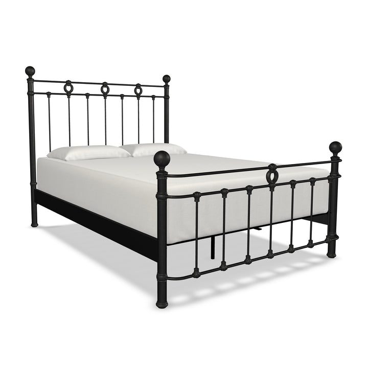 Queen / Weathered Iron