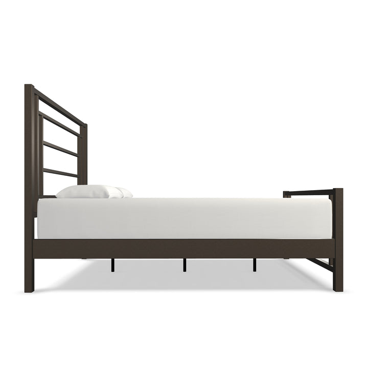 Queen / Weathered Bronze