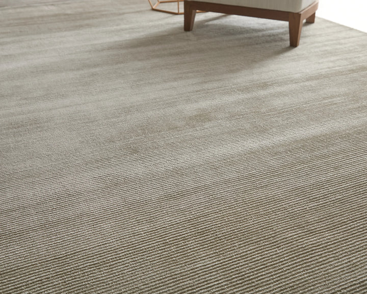 Rectangle/5' x 8'/Silver