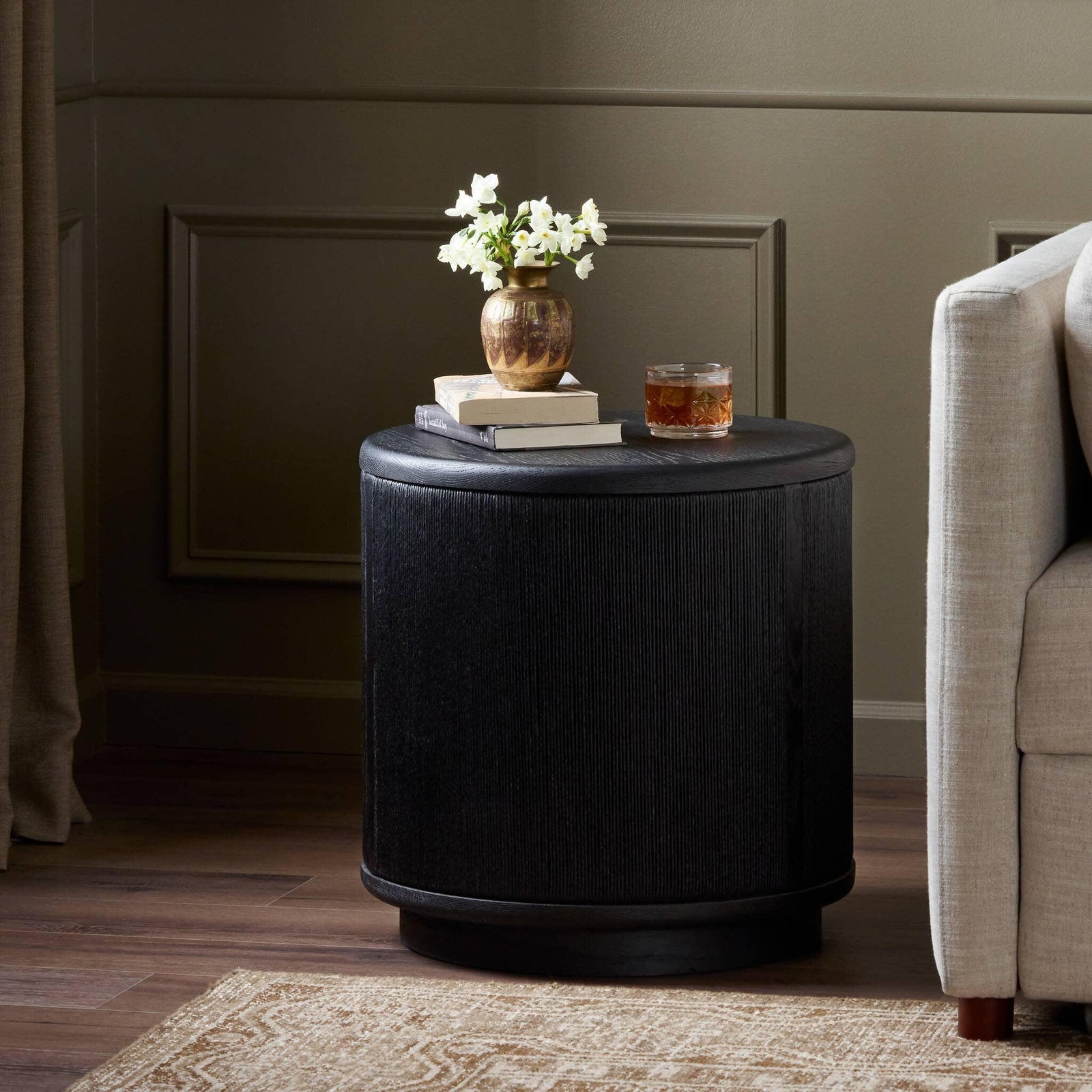Black Oak Veneer