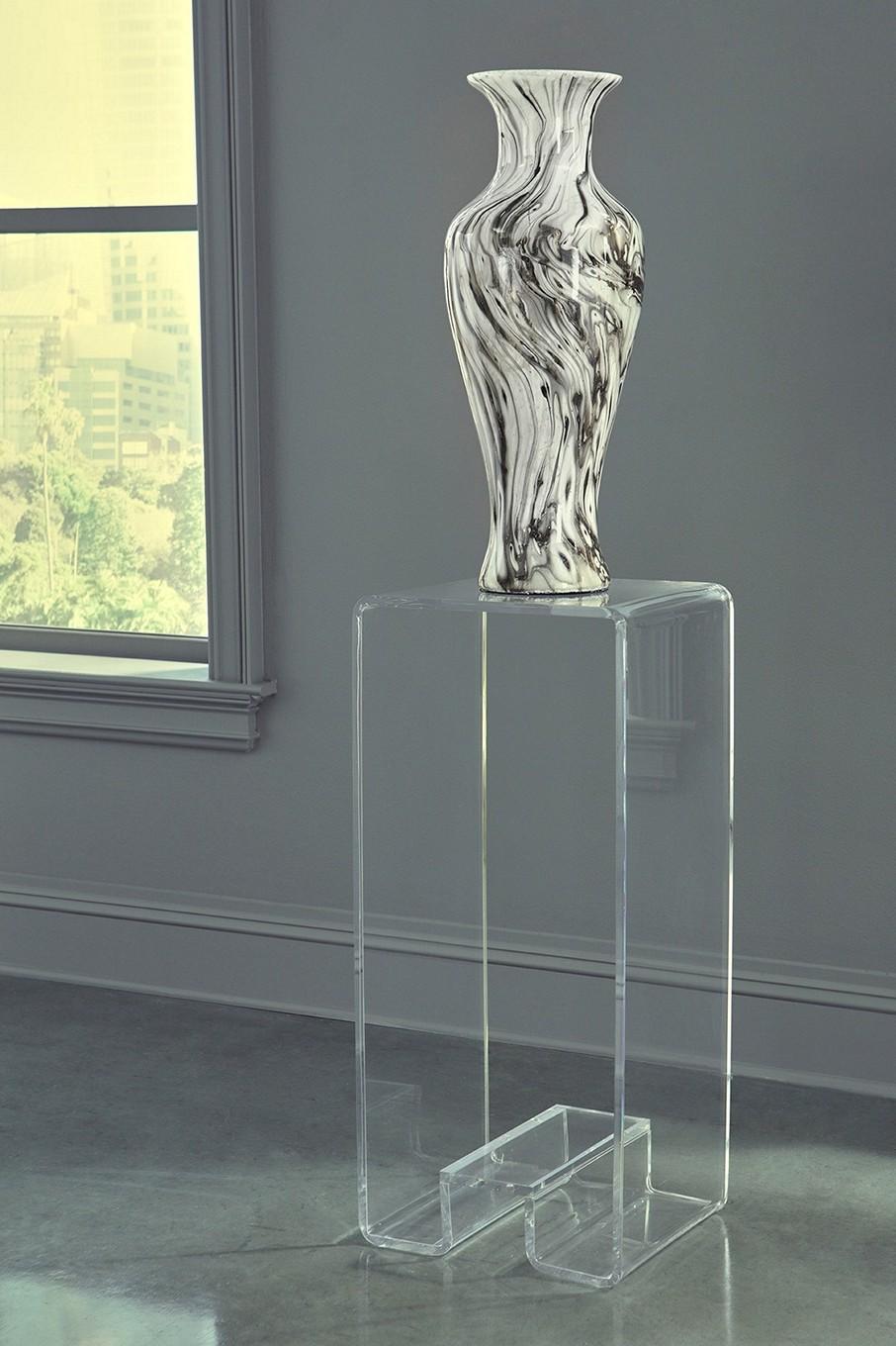 Calacatta Gold Vase