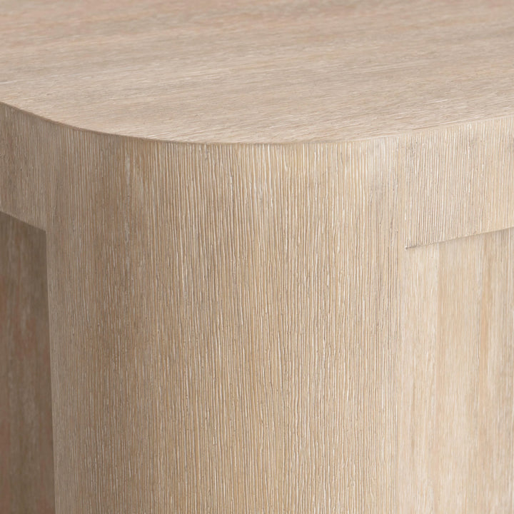 American Home Furniture Bernhardt Loggia Cocktail Table