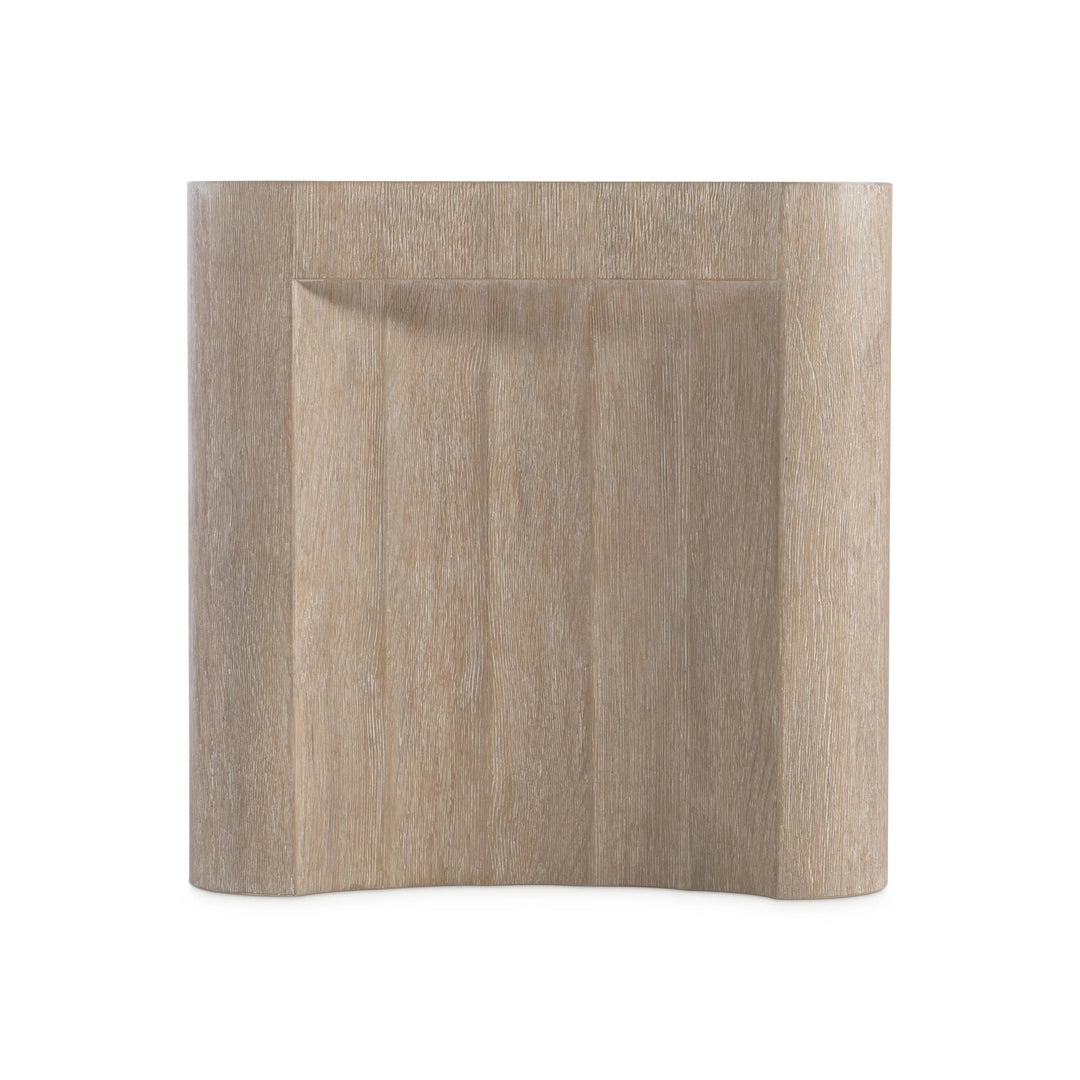 American Home Furniture Bernhardt Loggia Side Table