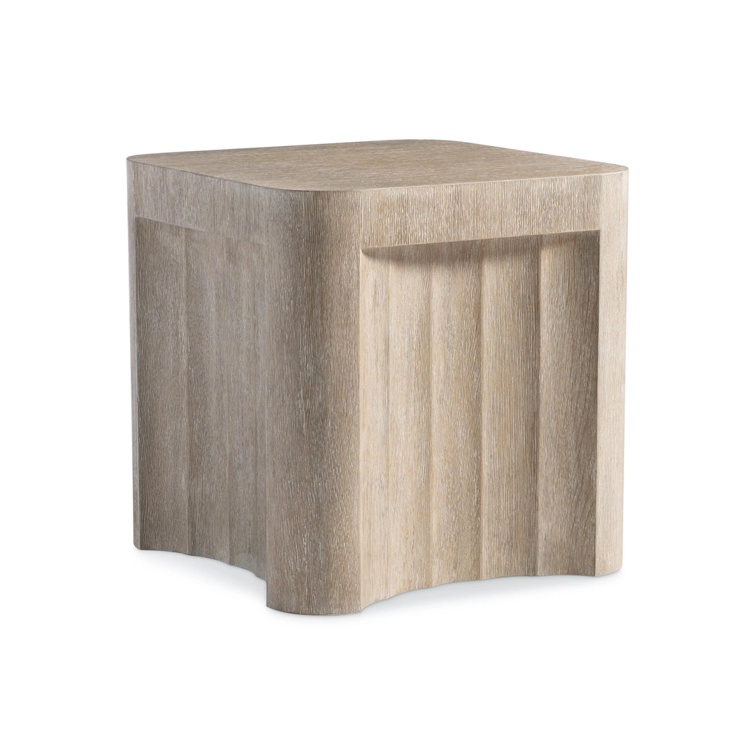 American Home Furniture Bernhardt Loggia Side Table