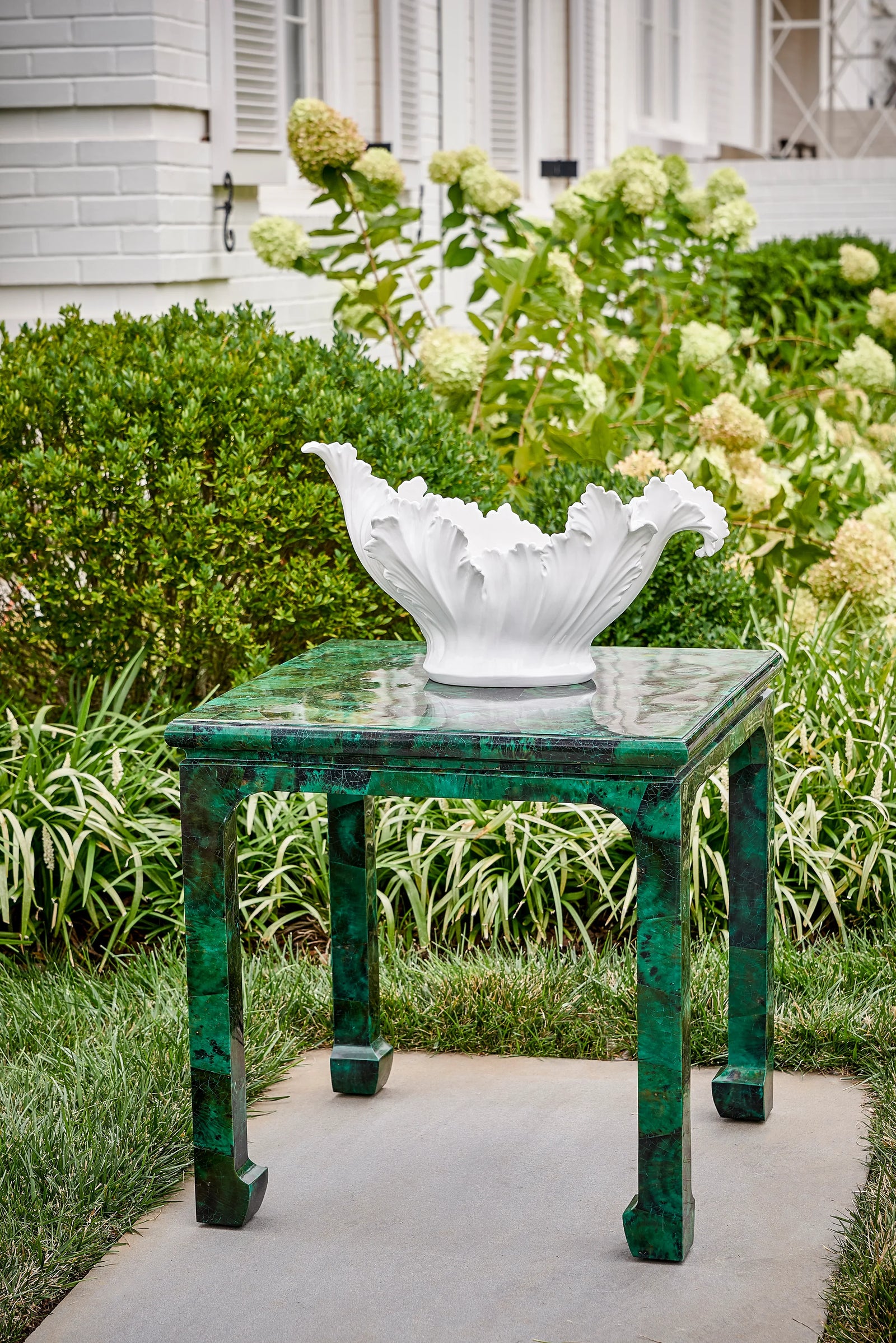 Chelsea House Acanthus Leaf Bowl DECORATIVE TRAYS, PLATES, + BOWLS