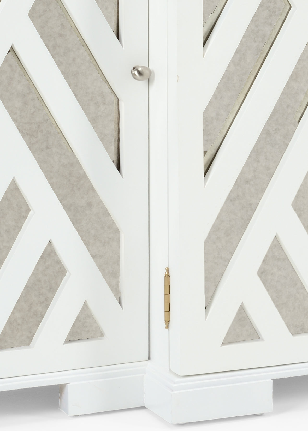 Tidewater Cabinet - 383344