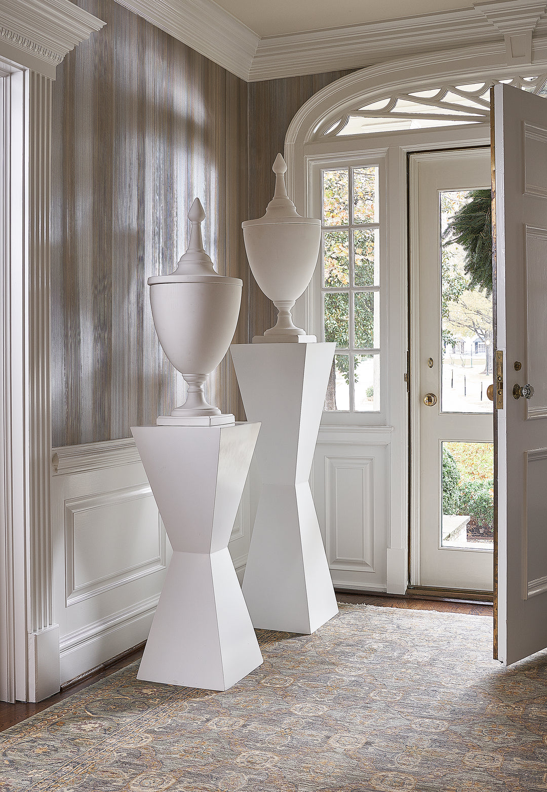 Bisque Urn - 383826