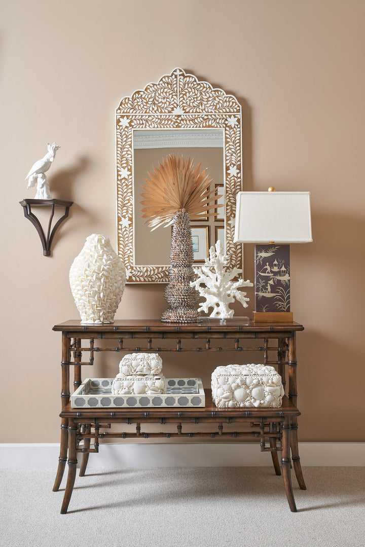 Shelled Urn - 384172