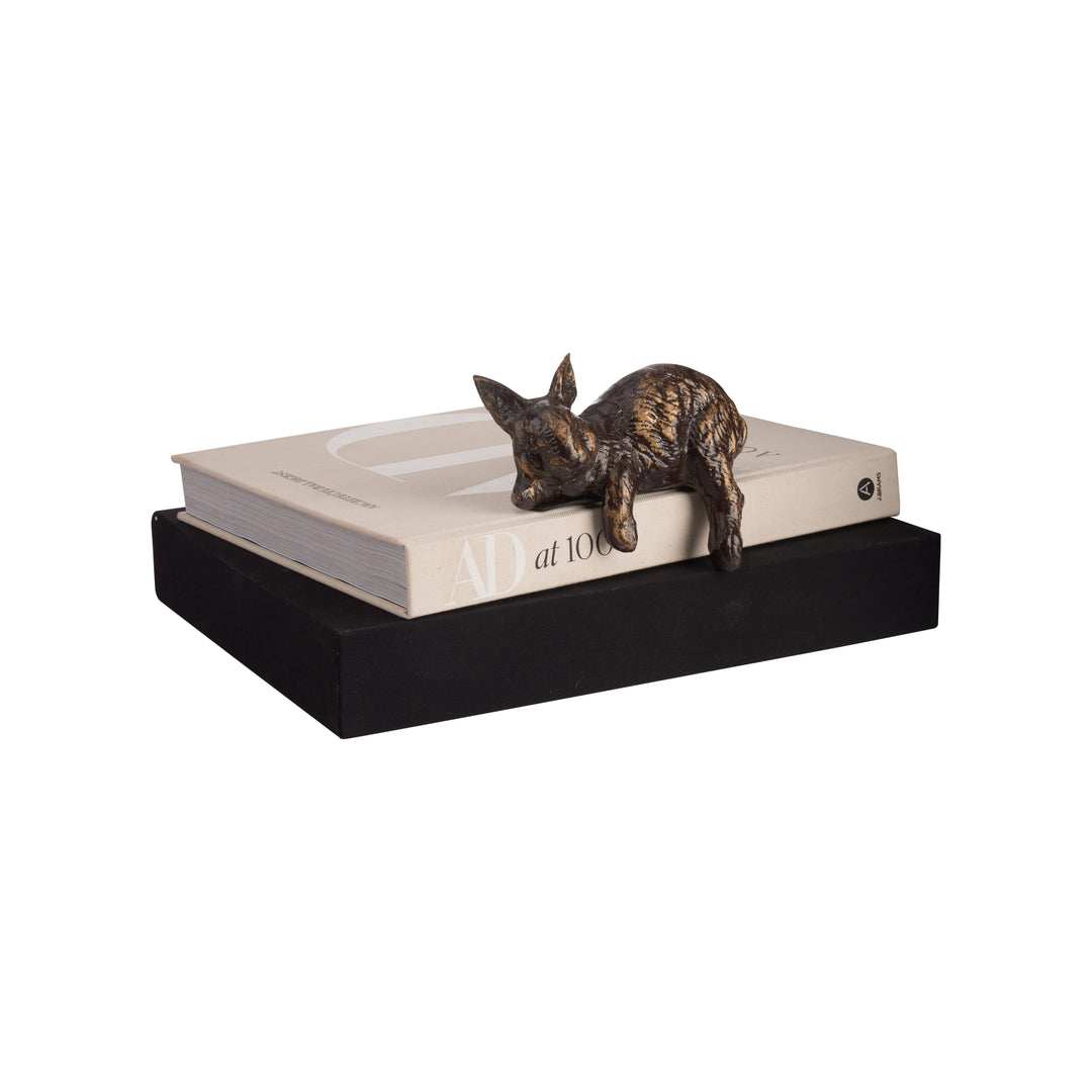 Restin' Rabbit - 390169