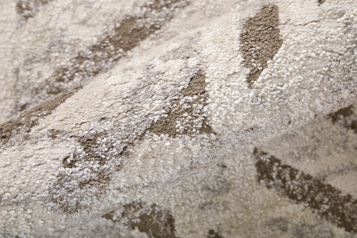 Runner/2'10" x 7'10"/Beige/Brown