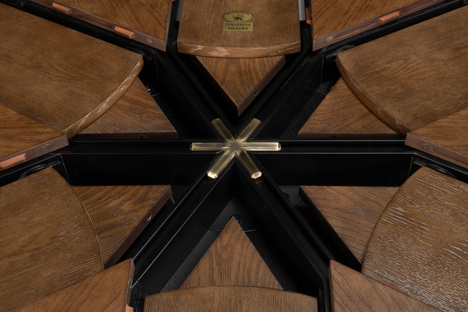 Casual Jupe Dining Table
