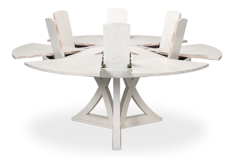 Casual Jupe Dining Table