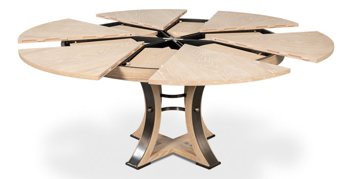 Tower Jupe Dining Table