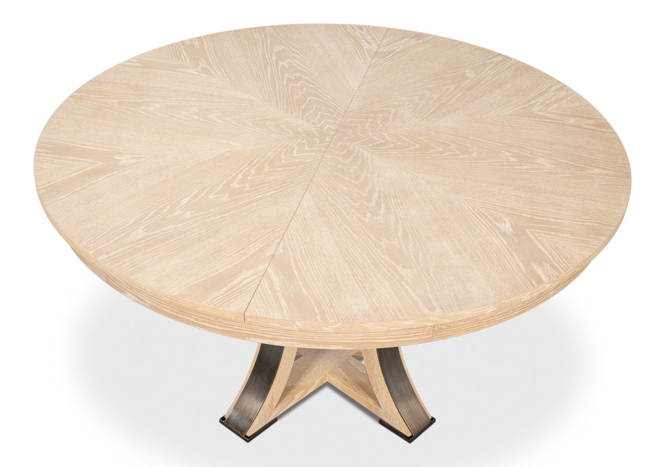 Tower Jupe Dining Table