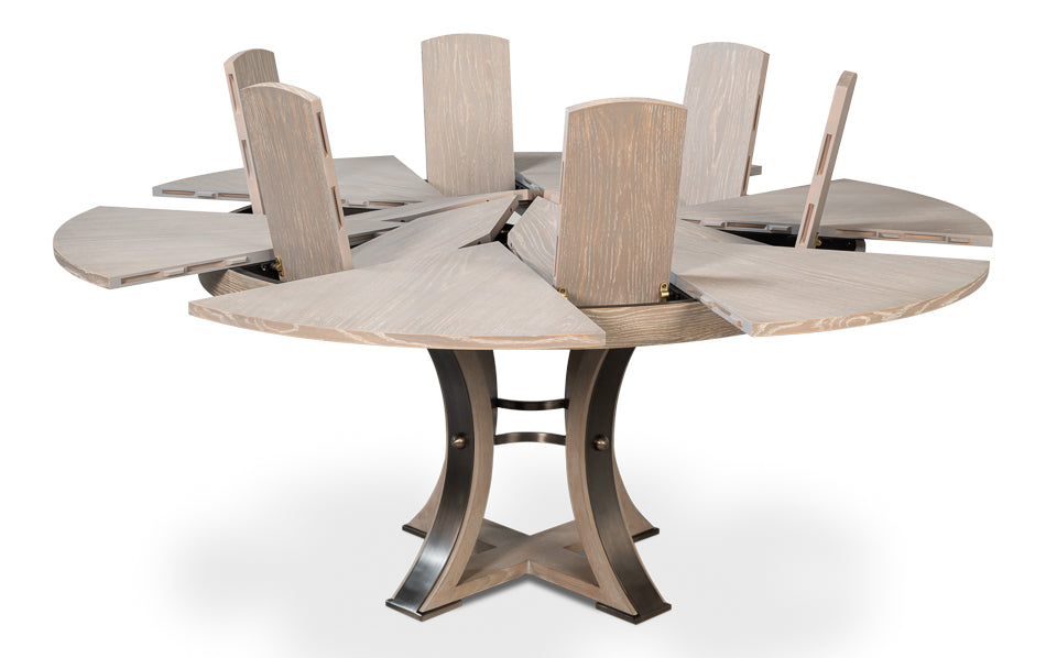 Tower Jupe Dining Table