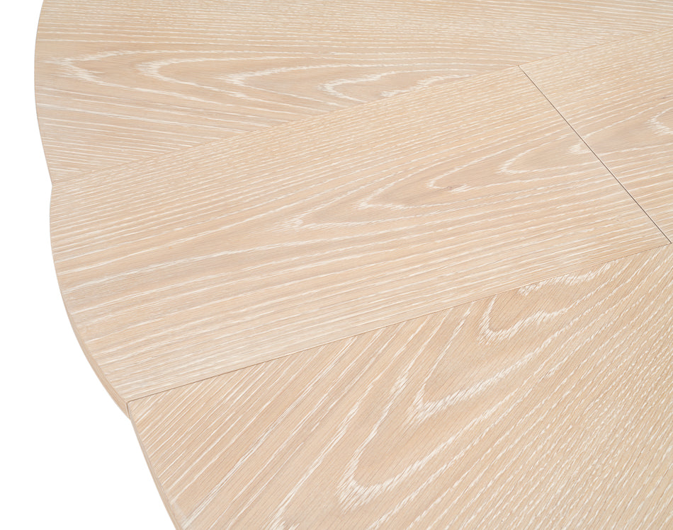 Tower Jupe Dining Table