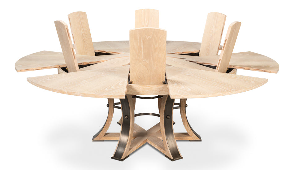 Tower Jupe Dining Table