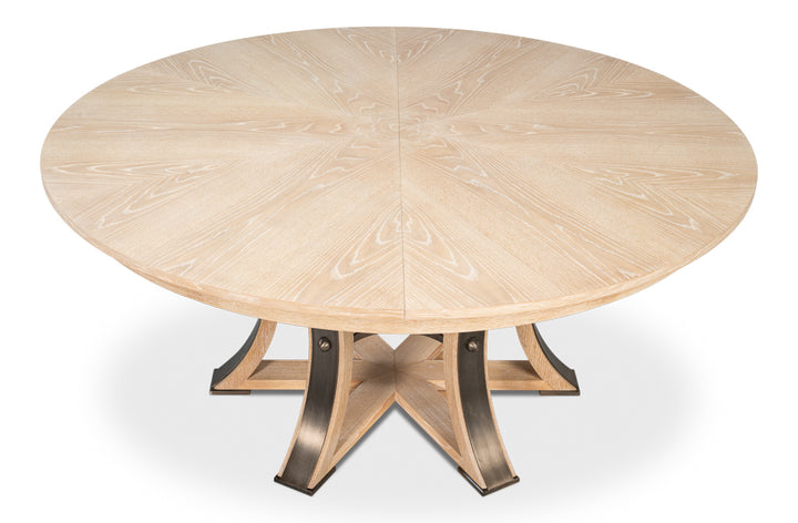 Tower Jupe Dining Table