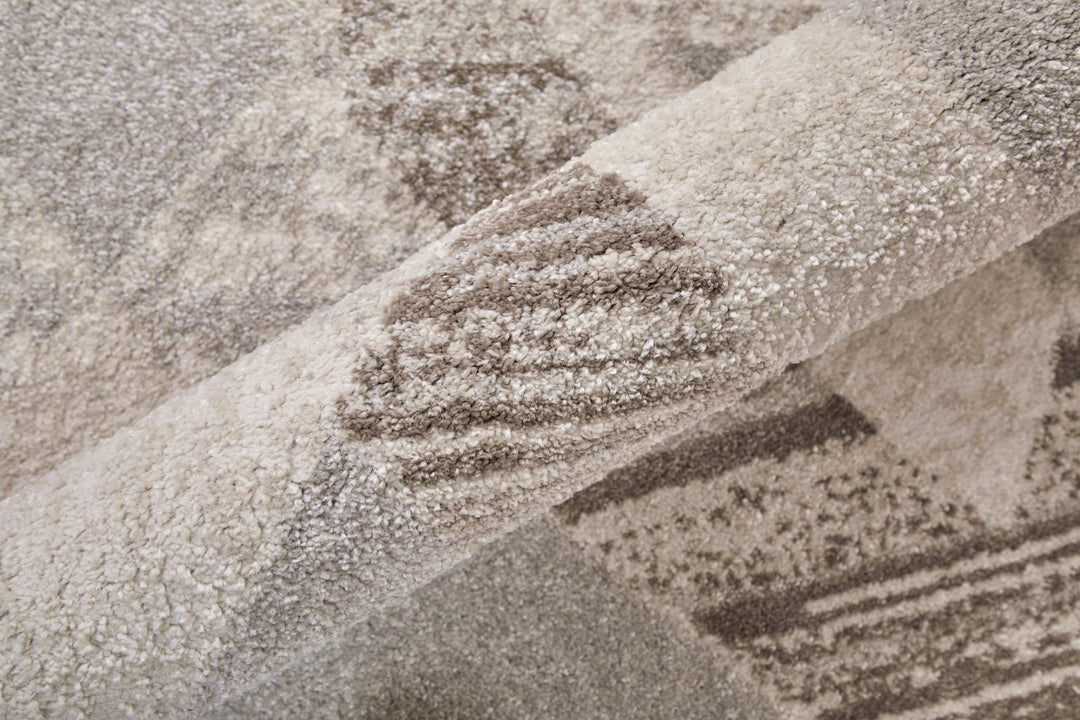 Runner/2'10" x 7'10"/Beige/Brown