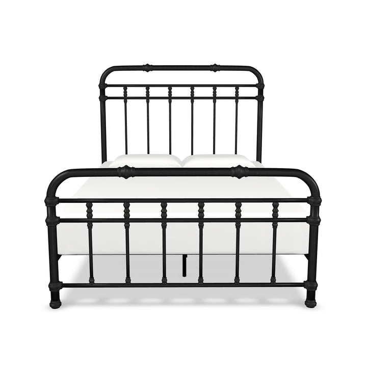 Queen / Weathered Iron