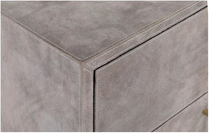 American Home Furniture Fairfield Chair Hyde Five Drawer Chest