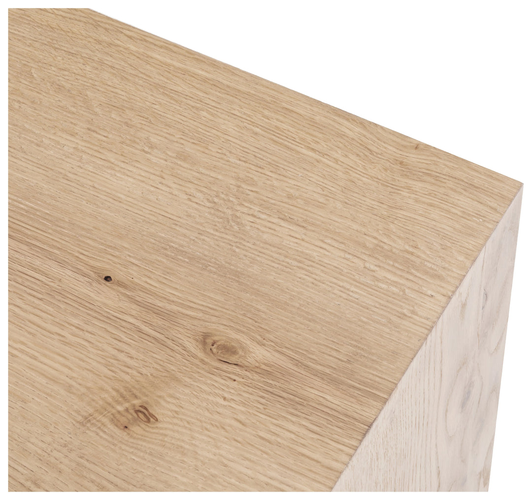 American Home Furniture Fairfield Chair Hudson Cocktail Table