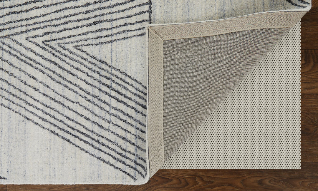 Rectangle/4' x 6'/Ivory/Black