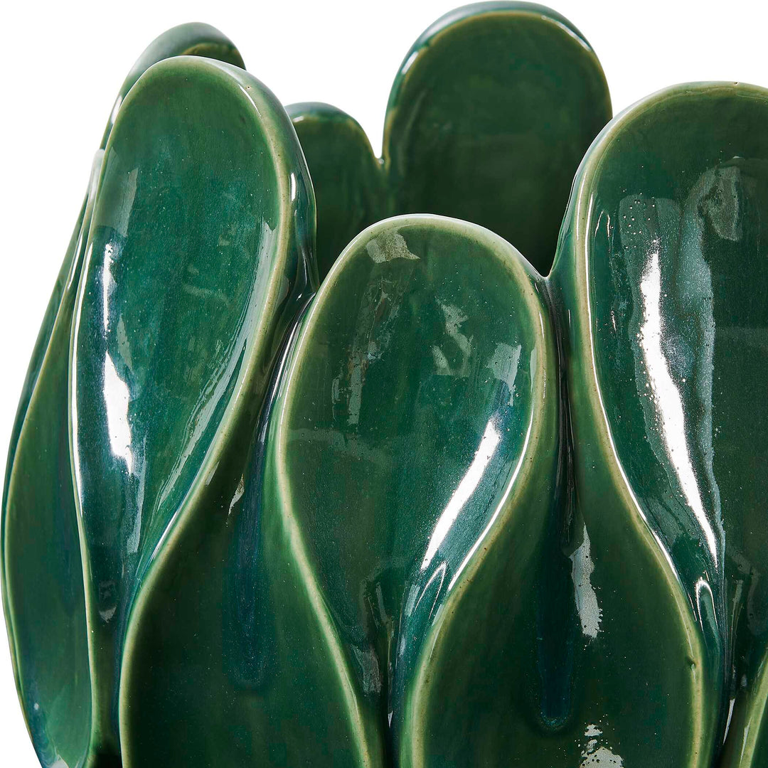 Petal Pinch Indoor-Outdoor Bowl