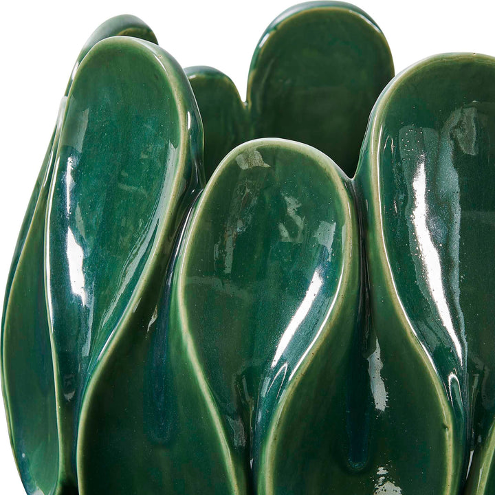 Petal Pinch Indoor-Outdoor Bowl