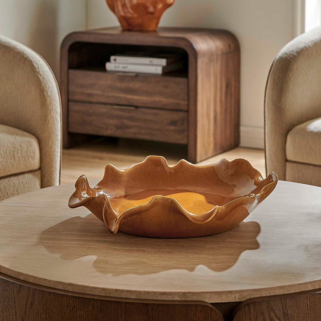 Golden Crest Ruffle Indoor-Outdoor Bowl