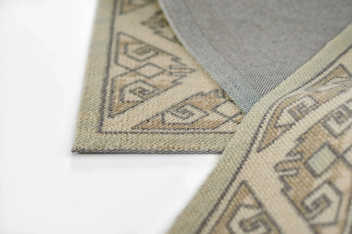 American Home Furniture Momeni Anatolia 11 Rug