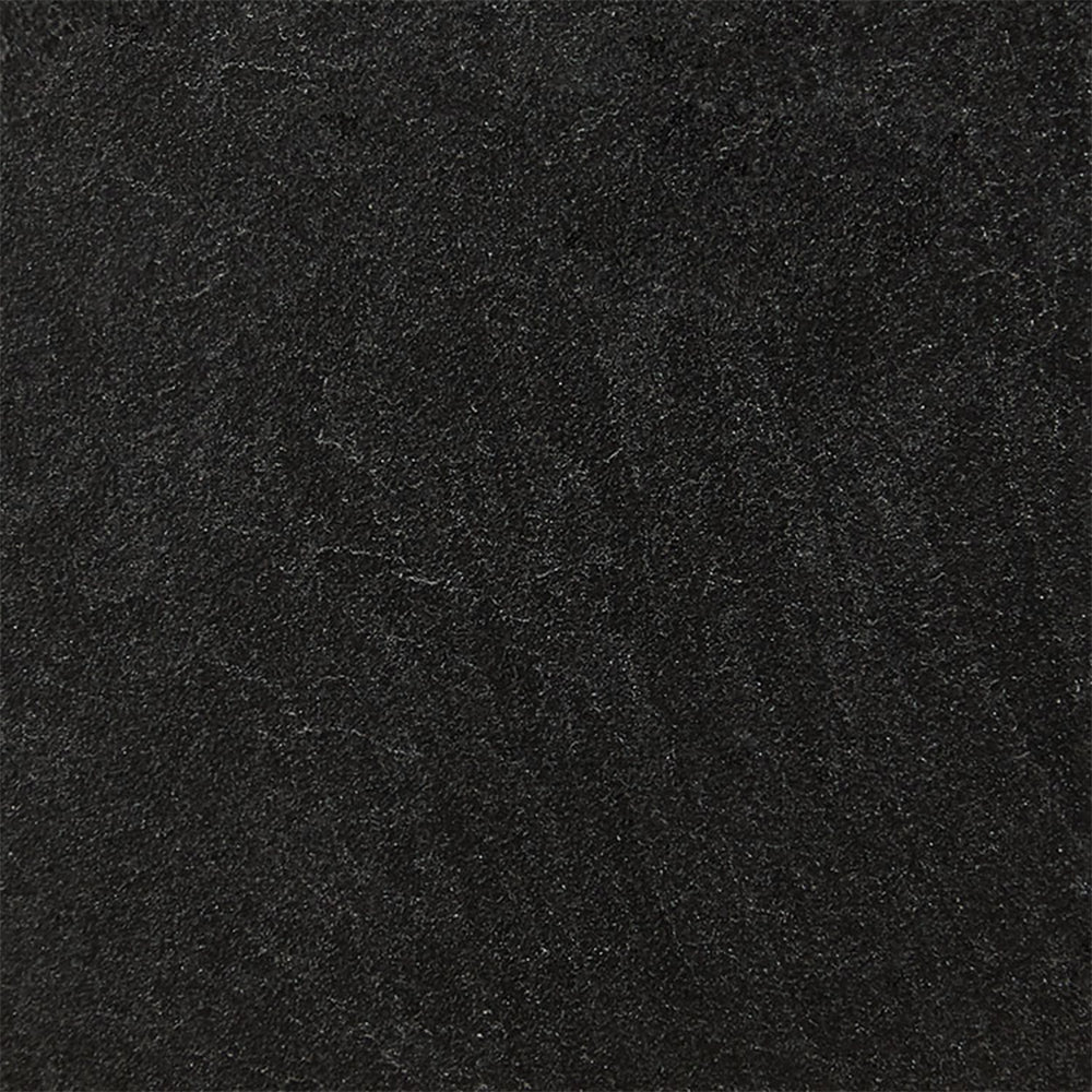 Queen / Weathered Iron