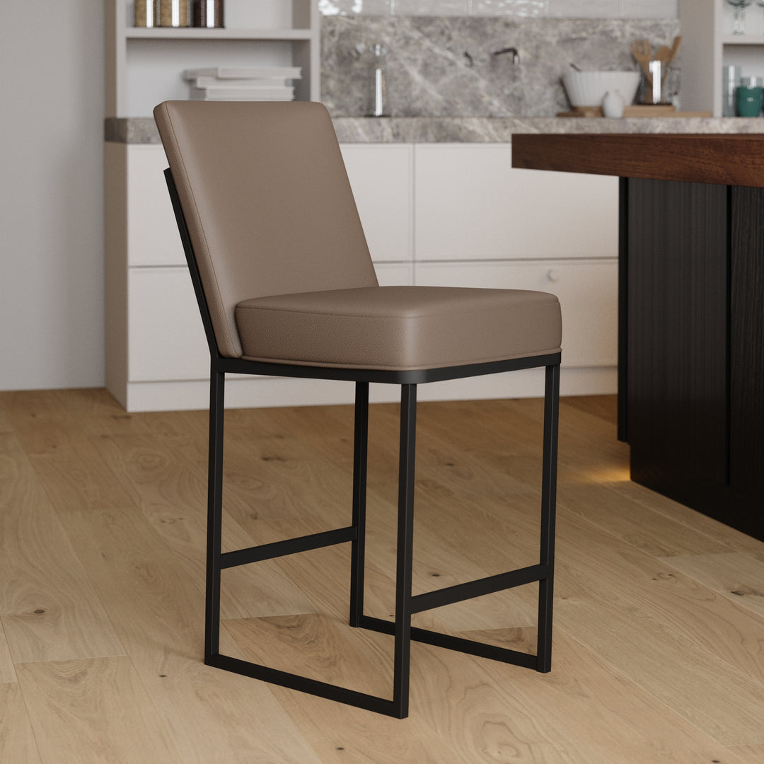 17"W x 24"D x 43"H / Island Teak/Sable Onyx