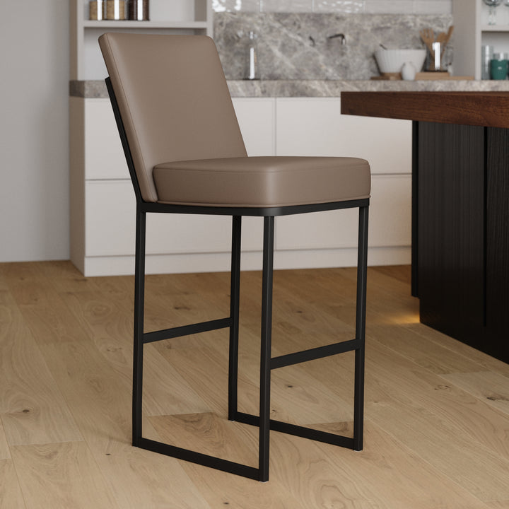 17"W x 24"D x 47"H / Island Teak/Sable Onyx