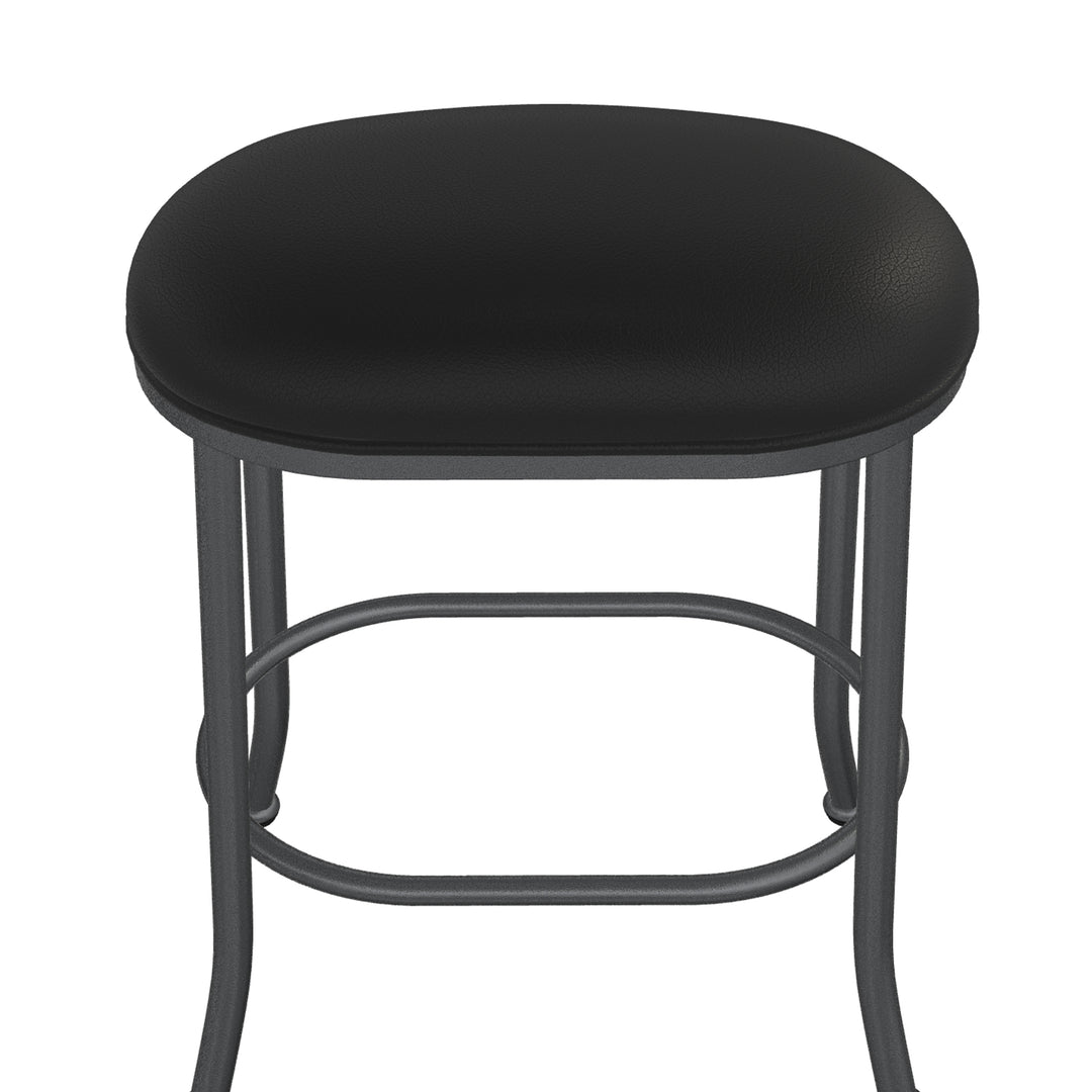 19.75"W x 13.5"D x 26"H / Licorice Black/Lustrous Silver White