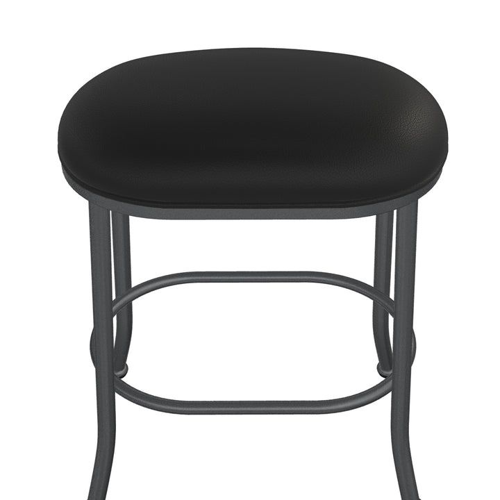 19.75"W x 13.5"D x 26"H / Licorice Black/Lustrous Silver White