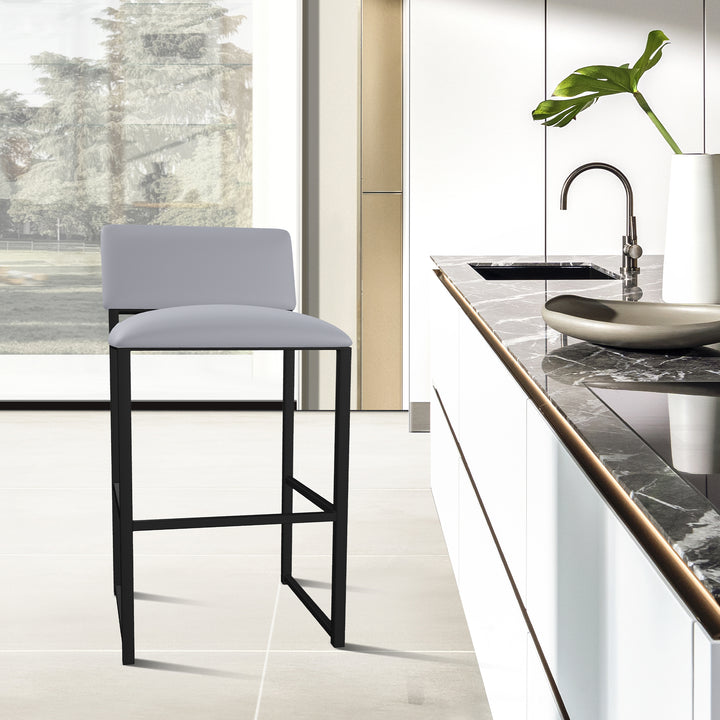 19.5"W x 18"D x 39"H / Charcoal Gray/Sable Onyx