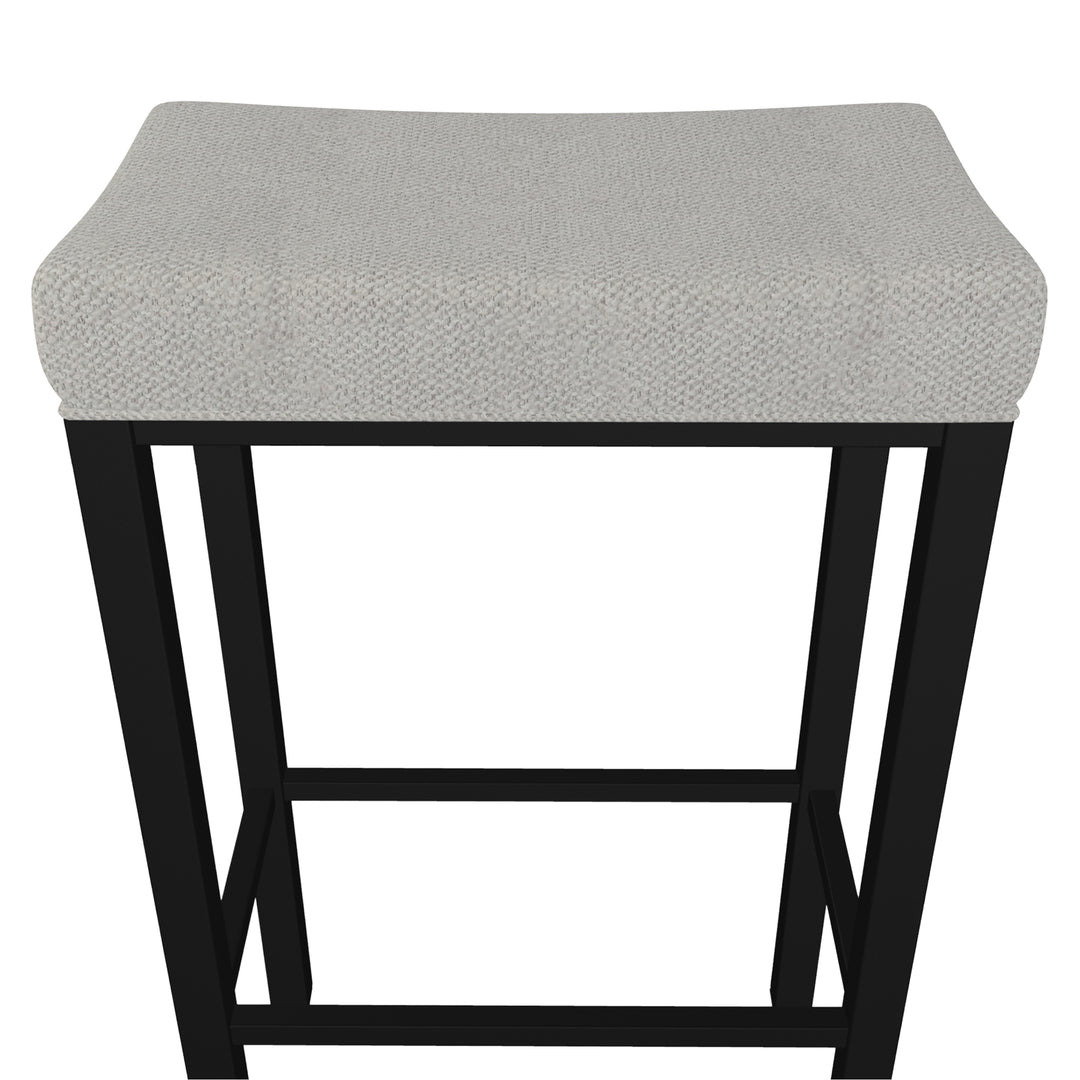 18"W x 11"D x 26"H / Irish Mist/Sable Onyx