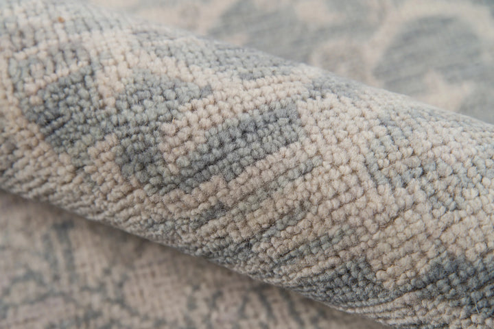 American Home Furniture Momeni Banaras 2 Rug